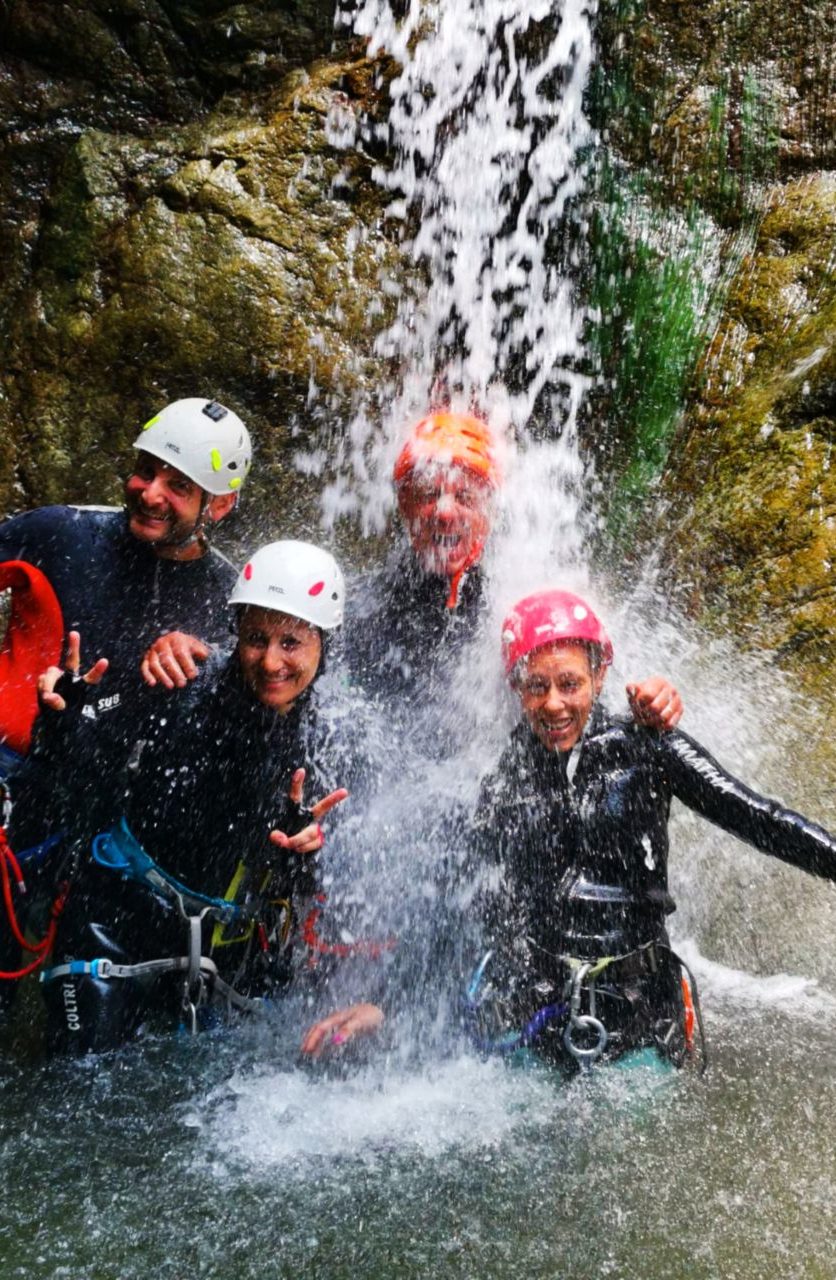 canyoning- cosa-è-il-canyoning Canyoning-Torrentismo-Calabria
